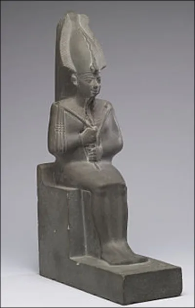 Quelle est cette divinité en O de la mythologie égyptienne, dieu de l'agriculture et de la religion ?