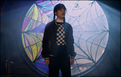 Quel âge avait Mercredi lorsque les enfants ont tué son scorpion ?