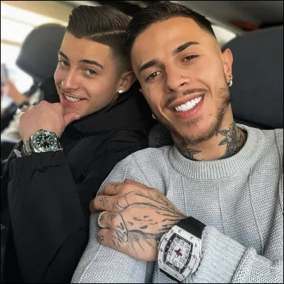 Comment s'appelle la chanson que Yanns a faite avec son frère (Gosch) ?