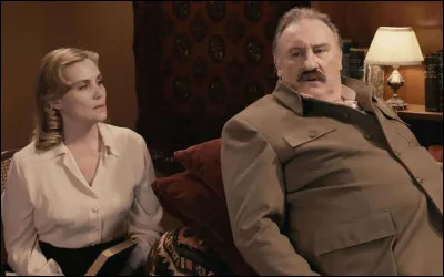 La période où un dictateur s'essaye à la psychanalyse est relatée dans...