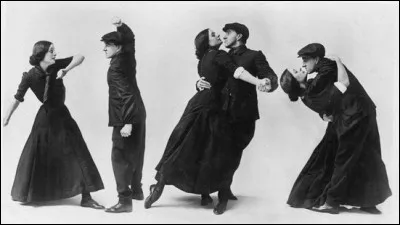Quelle est cette danse en couple des années 20 qui fut parfois interdite ?