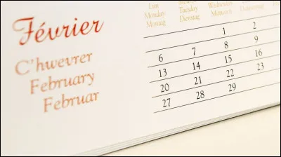 L'avant-dernière année bissextile était 2016, la prochaine sera forcément ... et nous aurons un jour de plus pour reprendre des activités plus normales et calmes, ou pas : plus de loisirs avec l'augmentation des retraites, plus de déplacements en auto parce que le prix de l'essence aura baissé... à suivre de près, sinon redescendons dans la rue.