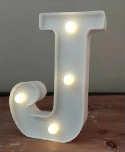 Dans une année, y a-t-il quatre mois commençant par la lettre "j" ?