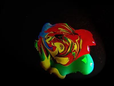 Ton/ta pire ennemi(e) met de la peinture sur la chaise d'une de tes amies, et tout le monde est déjà assis, il n'y a plus de chaises libres.
Que fais-tu ?