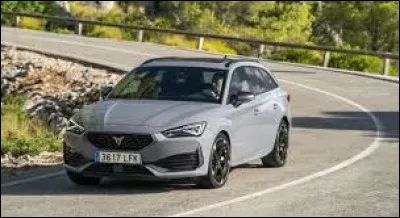 Quelle est cette marque espagnole de voiture de luxe ?