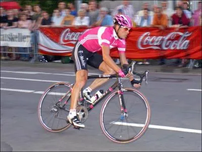 Jan Ullrich a t a combien de reprises, 2me du tour de france ?