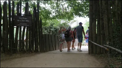 Le Fort de l'An Mil va désormais s'appeler :