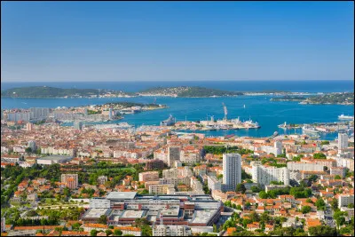 Quel est le nom de cette ville ?