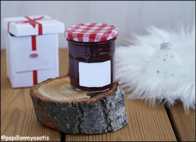 Quelle est cette marque de confiture aux fruits très variés ?