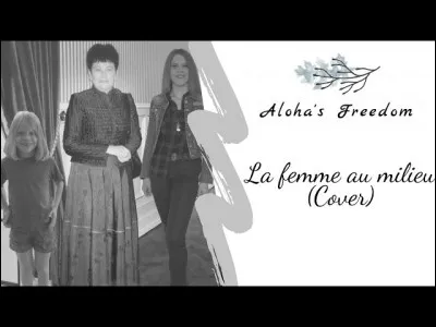 Il la décrit dans sa chanson avec du blanc dans ses cheveux..."c'est la femme au milieu qu'on voit sur la photo". Quel chanteur rend ce bel hommage à sa grand-mère ?