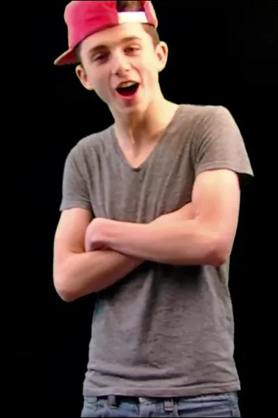 Le petit Timmy vient de casser ton téléphone en le laissant tomber du sixième étage, tu...