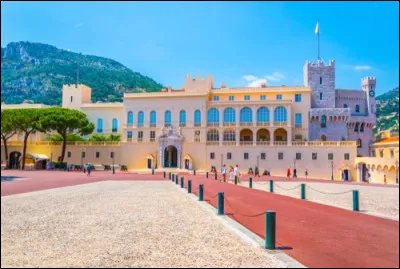 Personnalit&eacute; : comment s'appelle la famille r&eacute;gente de Monaco ?