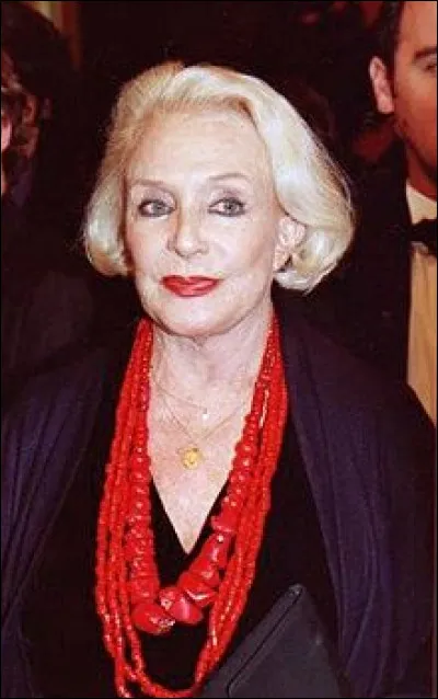 Dans la série télévisée " Les Saintes Chéries ", qui jouait le rôle d'Ève Lagarde ?