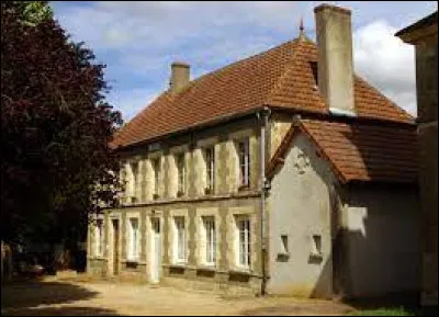 Village de Bourgogne-Franche-Comté, dans l'arrondissement de Clamecy, Villiers-sur-Yonne se situe dans le département ...