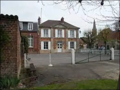 Petit village Isarien de 82 habitants, Mouchy-le-Châtel se situe dans l'ex région ...