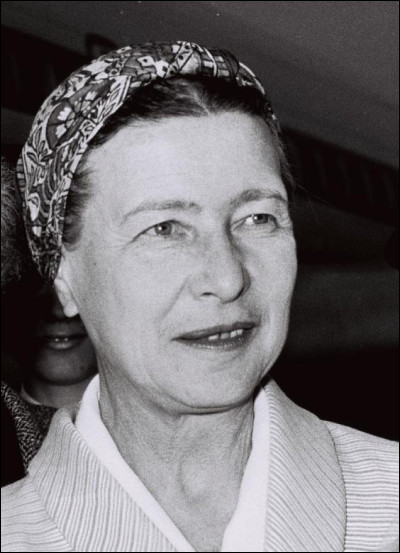 Avec quel écrivain Simone de Beauvoir a-t-elle partagé sa vie ?