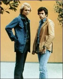 Comment se nomme l'acteur qui joue le rle de Kenneth ' Hutch ' hutchinson dans la version cinmatographique.