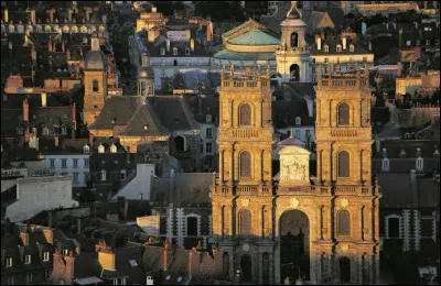 Lieu d'exception : Qui étaient couronnés dans la célèbre cathédrale Saint-Pierre de Rennes ?