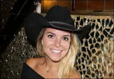 Comment s'appelle cette chanteuse fran&ccedil;aise ?