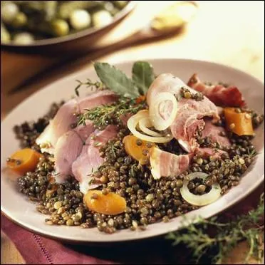 Gastromie. Souvent prpar avec des lentilles, c'est le...