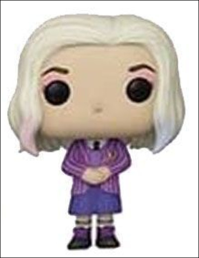 Et cette fille girly, qui est-ce ?