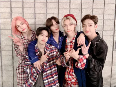 Quels membres sont nés en 2000 ?