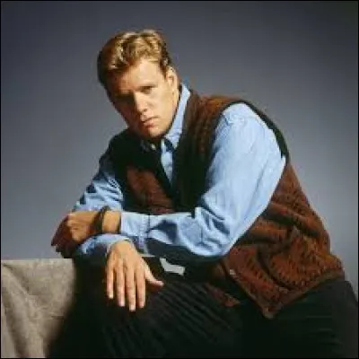 Cette chanson fut classée à la 1ère place.
Qui a chanté "Square Rooms" ?