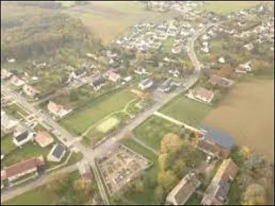 Ceux de Sainte-Anne (Loir-et-Cher) portent le gentilé ...