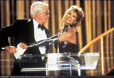 Dans quel film apparaît-elle en jouant son propre rôle ?