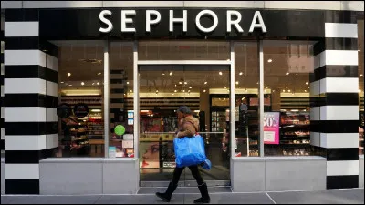 Dans du maquillage, quel doit être l'indispensable ?