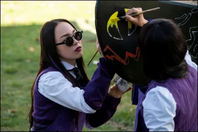 Que dit Enid quand elle revient de la chambre de Yoko ?