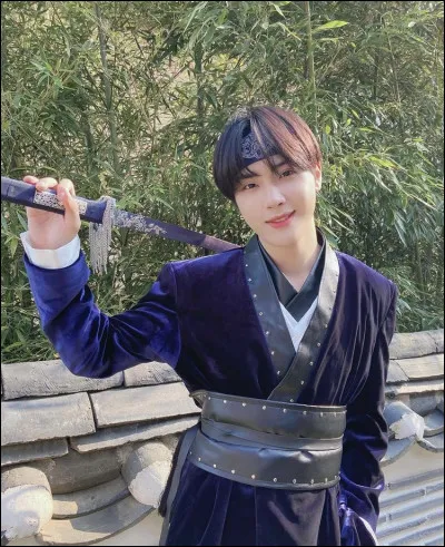 Qui est ce membre de The Boyz ?