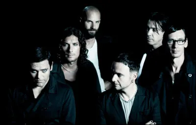 Mon premier est dedans.
Mon deuxième givre.
Mon tout est une chanson de Rammstein.