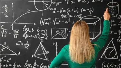 Complétez : Deux élèves ont séché le ... de mathématiques.