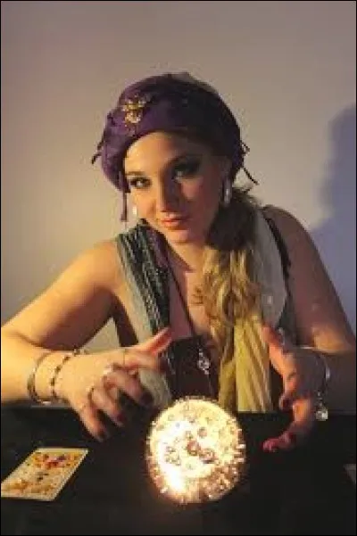 Retrouvez cet album qui fait référence aux sciences occultes.