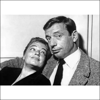 S - Catherine Allégret est la fille de Simone Signoret.