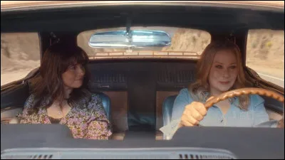 Où sont supposés se rendre Judy et Jen à la fin de la saison 3 ?