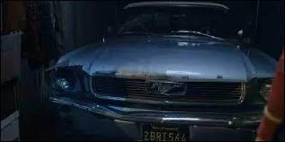 Quel est le modèle de la voiture qui a provoqué l'accident de Ted ?