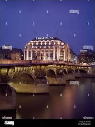 Si vous cherchez le grand magasin Samaritaine, il faut vous rendre :