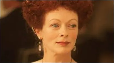 Quel est le nom et pr&eacute;nom de la m&egrave;re de Rose ?