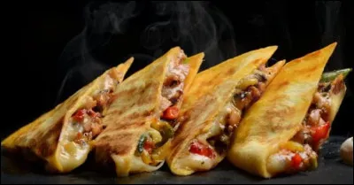 Quelle est cette sp&eacute;cialit&eacute; mexicaine de forme triangulaire ?