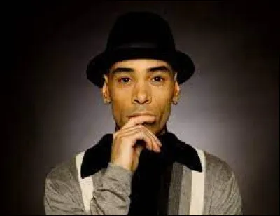 Qui a chanté "Trop peu de temps" en 2000 ?