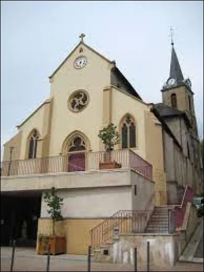 Ville de l'arrondissement de Thionville, dans la vallée de l'Orne, Rosselange se situe dans le département ...