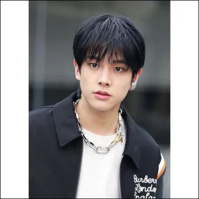 De quel instrument joue Jake ?