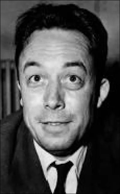 Quel roman d'Albert Camus commence par les mots : "Aujourdhui, maman est morte" ?