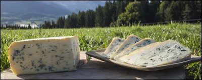 Et enfin quel est le nom d'origine, de ce fromage persillé produit dans le département de l'Isère, qui revendique également l'honneur d'une AOP ?