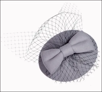 Qui y a-t-il avec Cécily ?