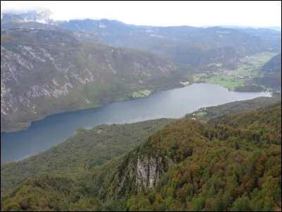 Le Danube se jette dans la mer Noire sous forme d'un delta partagé entre la Roumanie et la Moldavie.