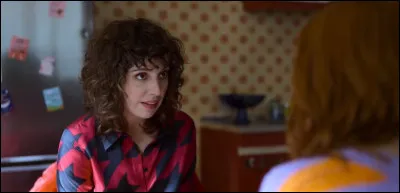 Ici, c'est Lola. Dans quelle série espagnole joue-t-elle ?