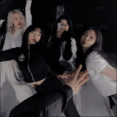 Qui devait faire partie de Blackpink ?